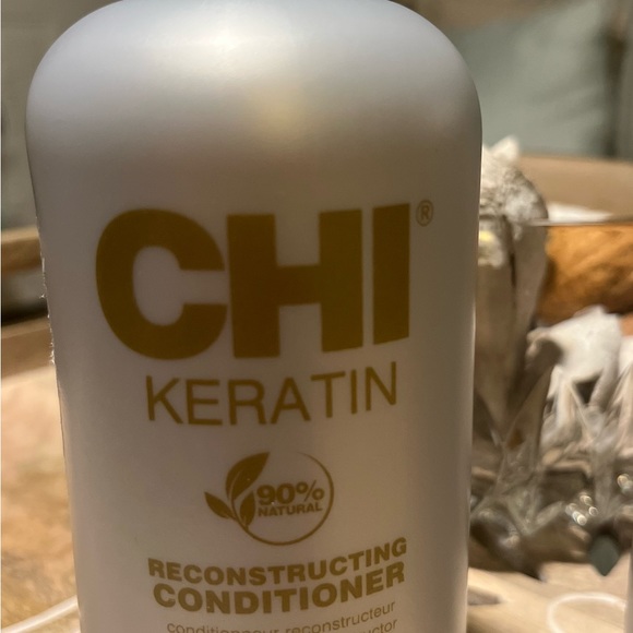 CHI RECONSTRUCTING SHAMPOO AND CONDITIONER NEW 12oz. Bottles - Picture 2 of 3